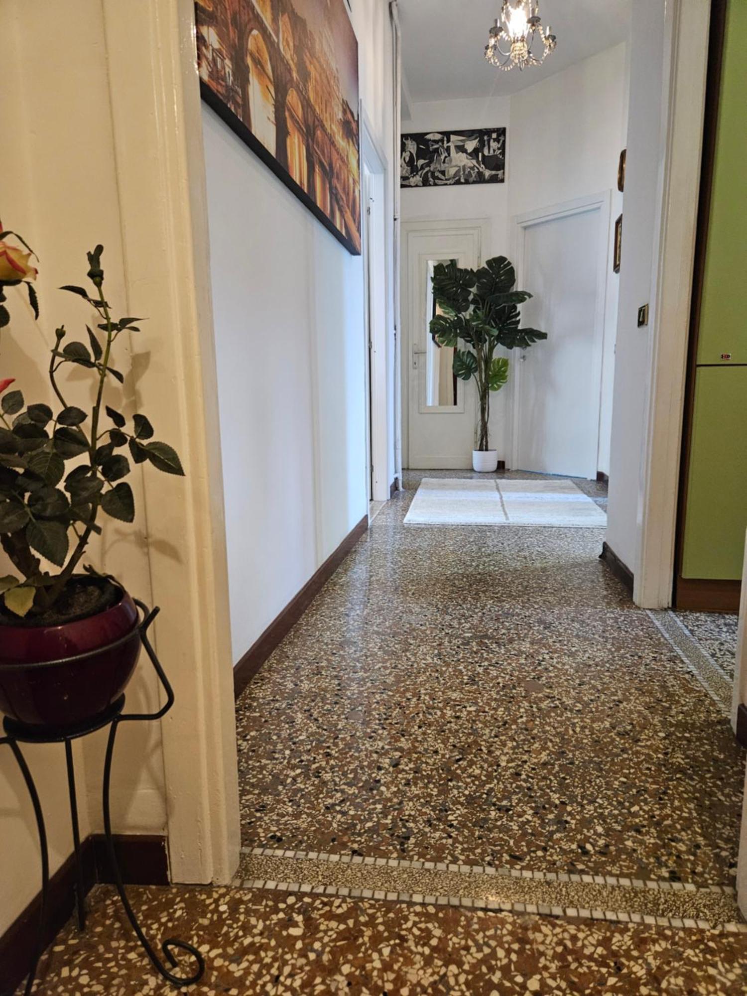 12 V Itali Hotell Rom Exteriör bild