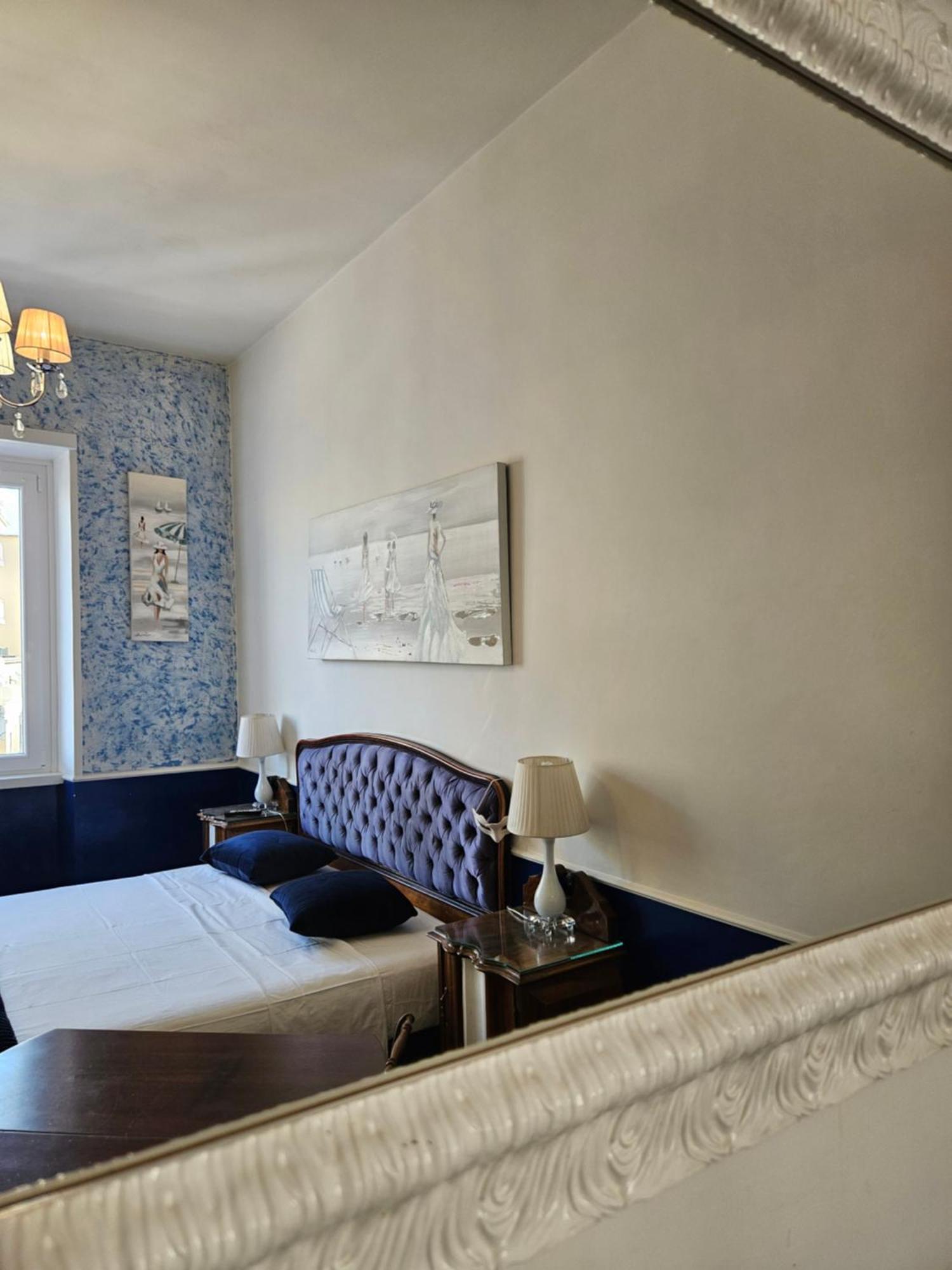 12 V Itali Hotell Rom Exteriör bild